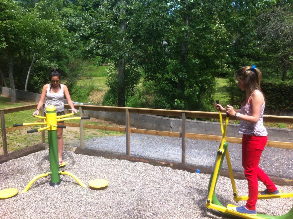 Camping La Cle Des Champs Saint-Nectaire Εξωτερικό φωτογραφία